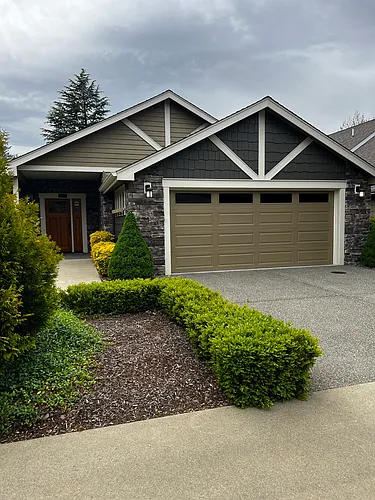 1110 Catherine Way Photo 1
