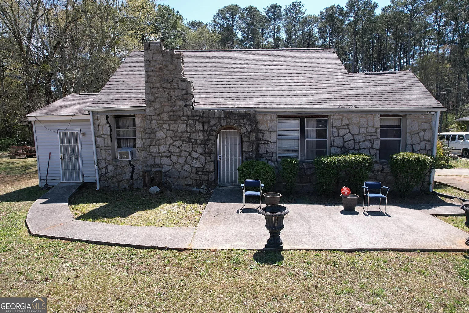 5181 Covington Hwy photo 1