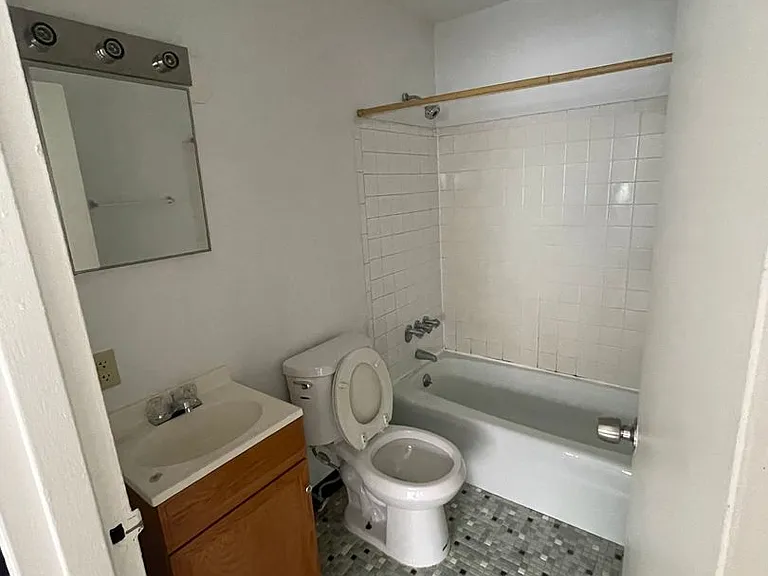 340 Palisade Ave — Photo 2