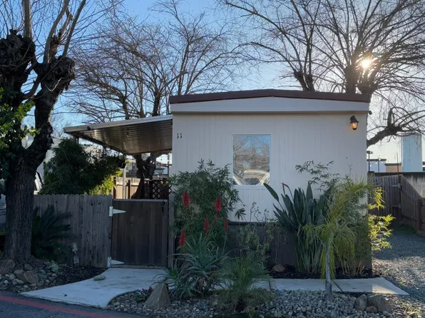 11 Rocket Cir, Rancho Cordova, CA 95742