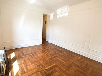 Rented by Realty 2000 Corp