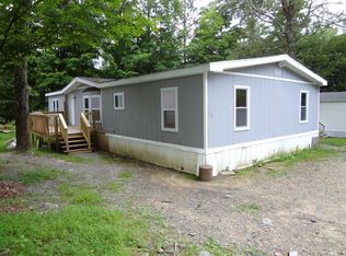 110 Spruce St, Greentown, PA 18426