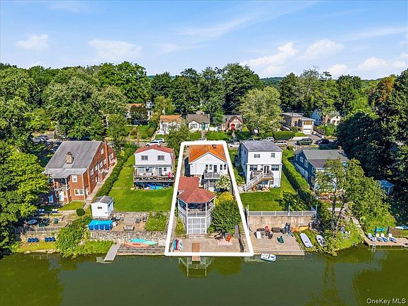 3rd image of 65 Lake Drive