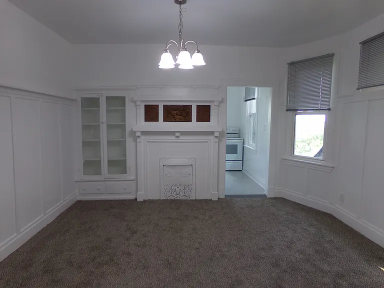 2830 Broadway Ave #2 — Photo 8