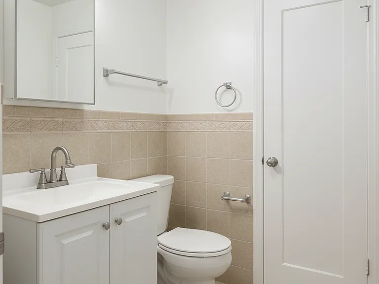 1057 Bond St #1 — Photo 13