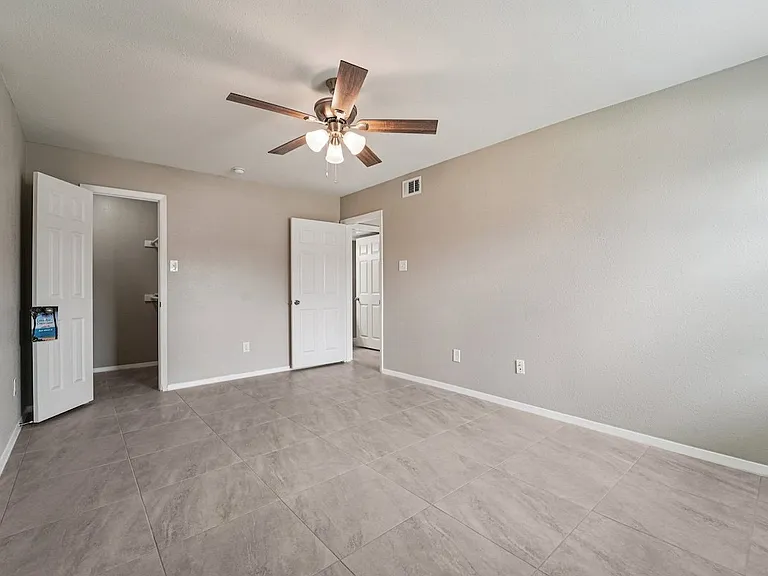 Crosby at Westchase Apartments — Photo 86