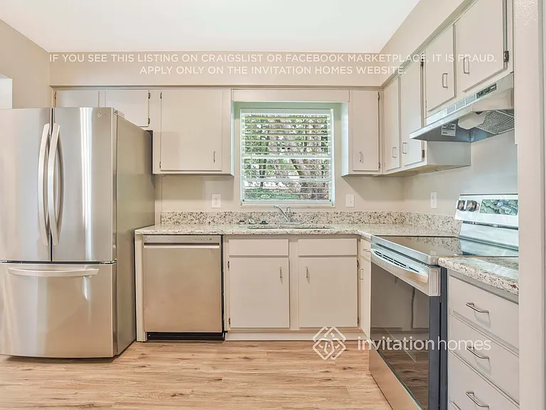 2313 Dunbury Ct — Photo 6