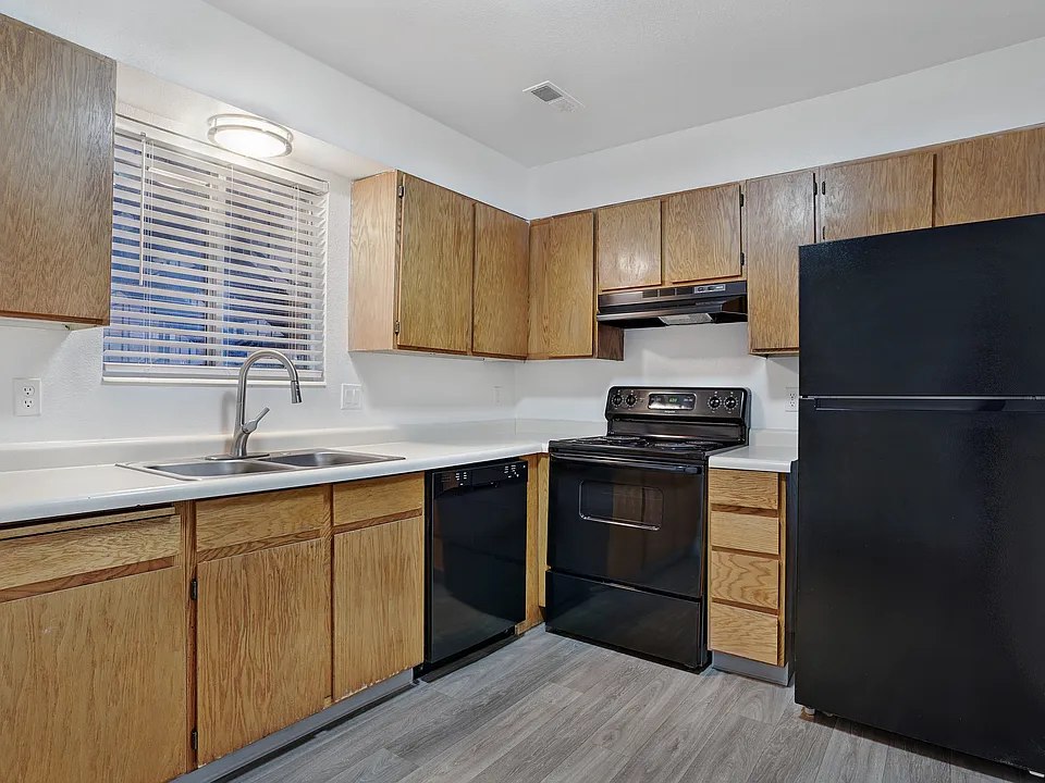 Woodlawn Apartment Homes