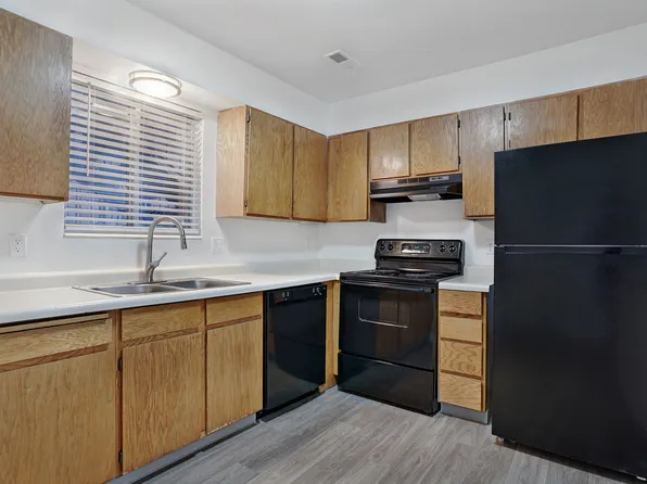 Woodlawn Apartment Homes