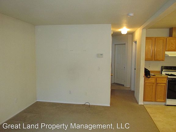 5th image of 11337 Dawn St