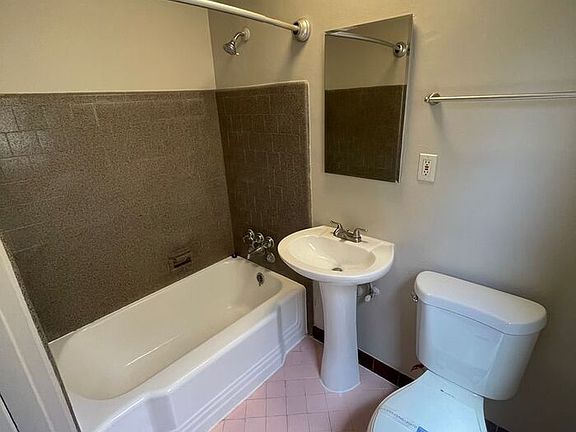 4th image of 2508 L St