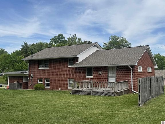 2nd image of 508 Meadow Ln