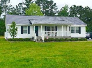 204 Glenwood Dr, Elizabethtown, NC 28337