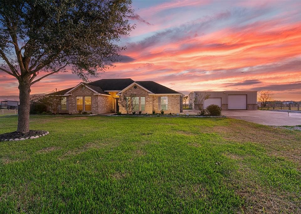 1st image of 7840 Country Ln