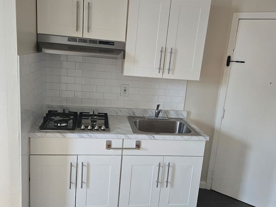 1st image of 538 27th St APT B3