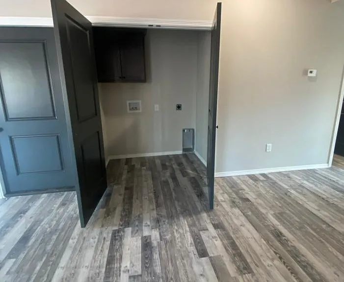 412 Lisa Cir — Photo 9
