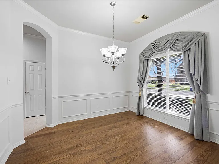 1511 Baldridge Ln — Photo 13