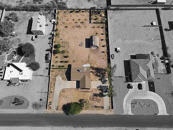 5th image of 9025 E Florian Ave