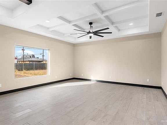 3rd image of 712 E Ricky Crossland Ave