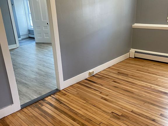 3rd image of 10-12 Lincoln St APT 12A