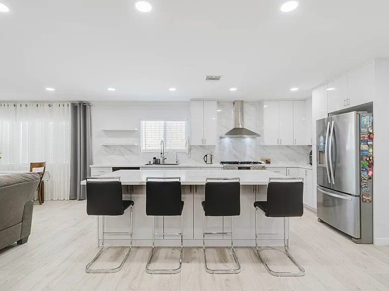 8963 McLennan Ave — Photo 10