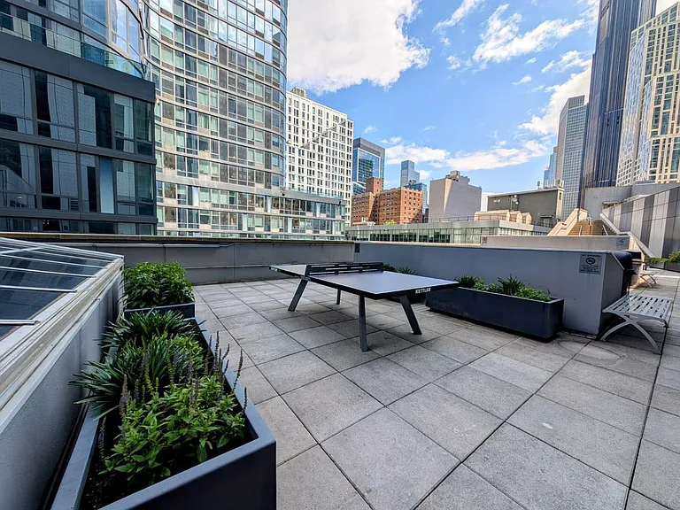 150 Myrtle Ave #1005 — Photo 16