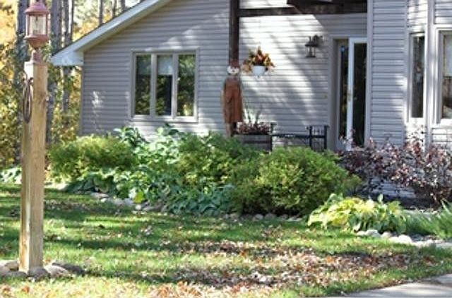 1st image of 450 Beaver Dam Dr NE