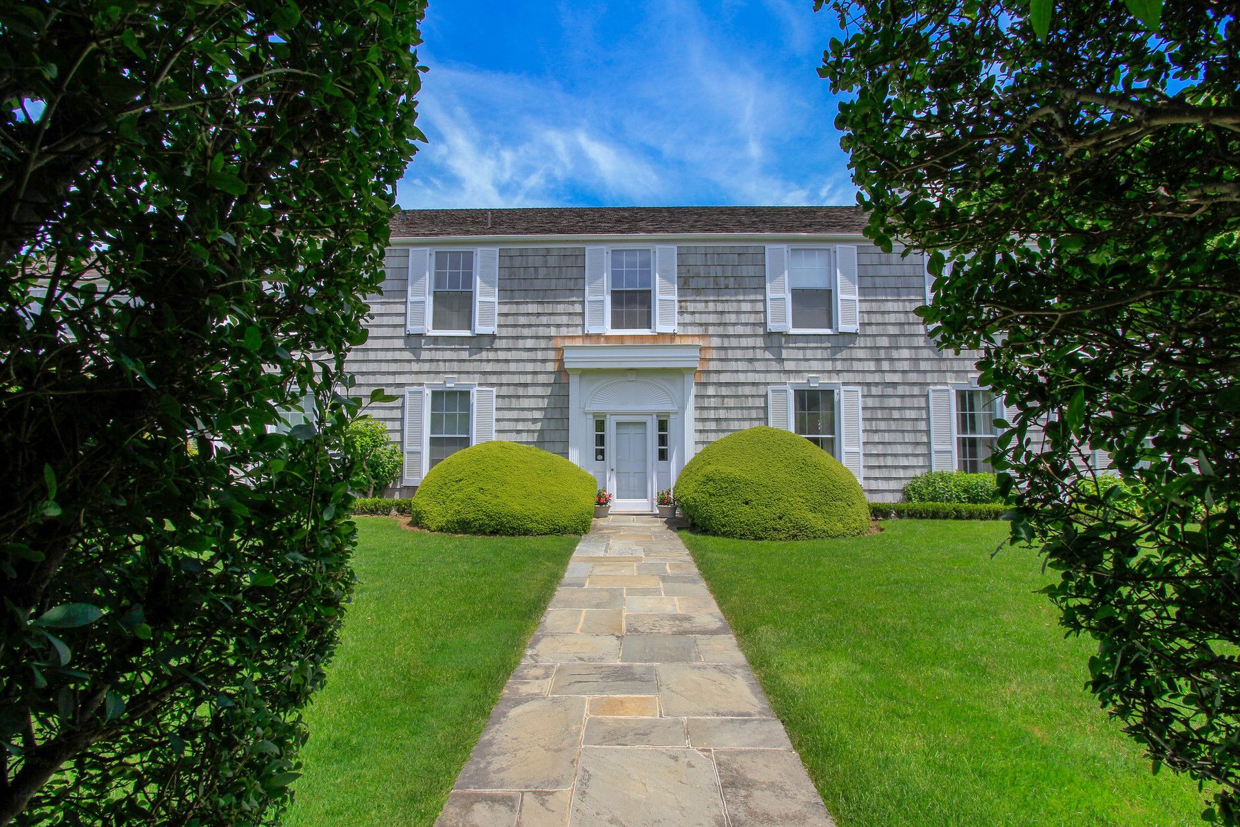 11 Nichols Ln in East Hampton Out East