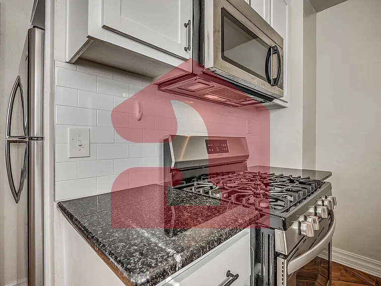 704 NW 92nd St #B — Photo 49
