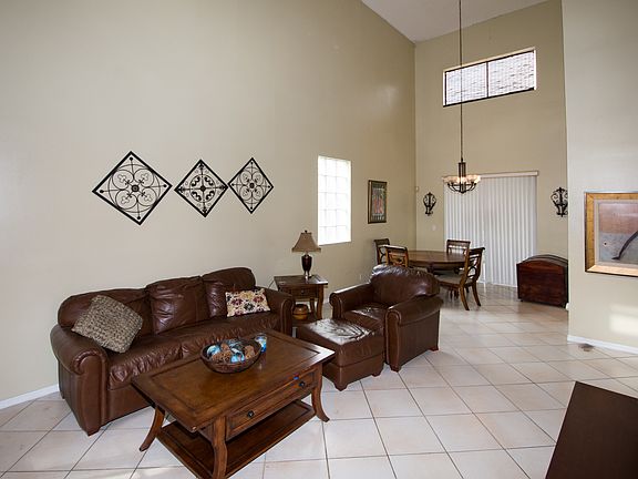 4th image of 16265 NW 20th St
