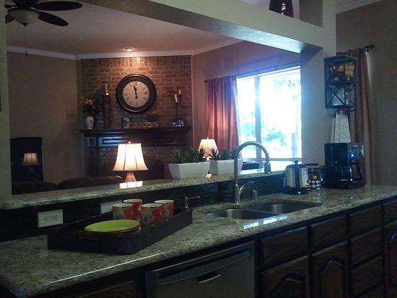 5th image of 205 Kings Ct