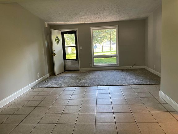 3rd image of 7040 Eastborough Ln