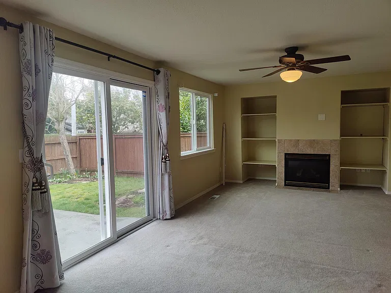 508 SE 169th Ave — Photo 11