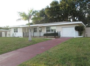 11003 Cherokee Dr, Saint Petersburg, FL 33708