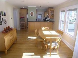 129 Hillside Rd, Watertown, MA 02472