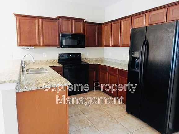 2nd image of 6726 Holly Heath Dr