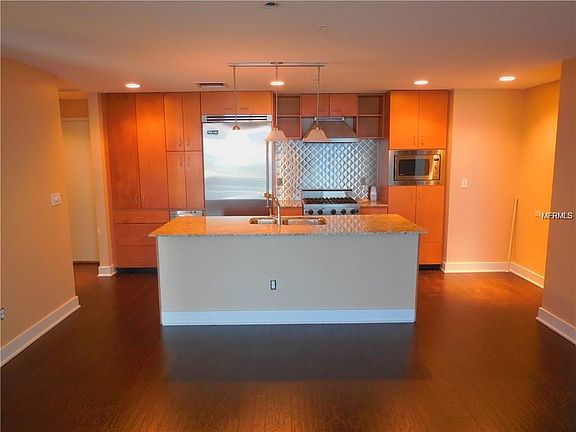 3rd image of 1208 E Kennedy Blvd Unit 1209