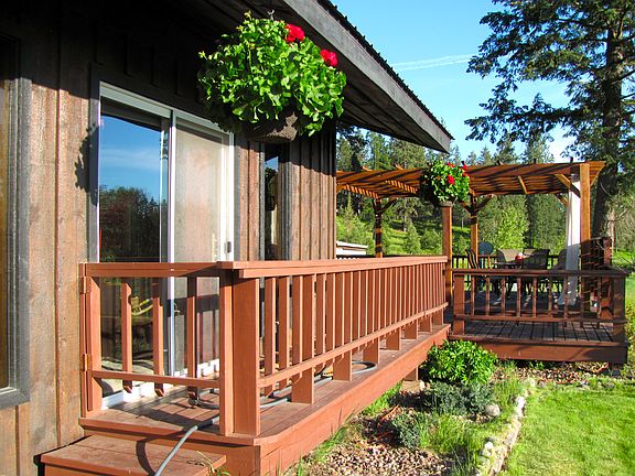 Front deck