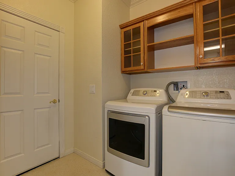 1759 N Baker St — Photo 17