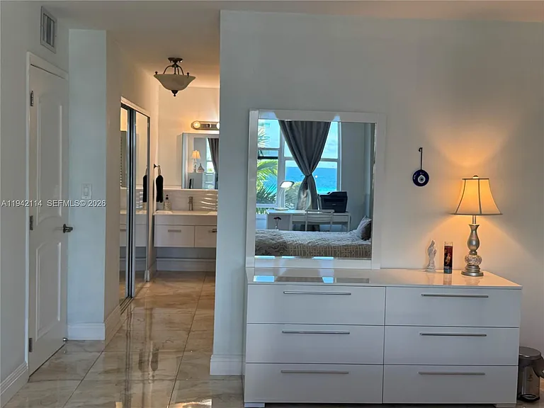 3800 S Ocean Dr #519 — Photo 36