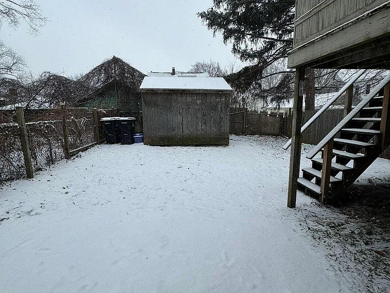 727 N Alvord St #BASEMENT — Photo 23