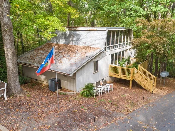 4144 Marquesas Ave, Tega Cay, SC 29708