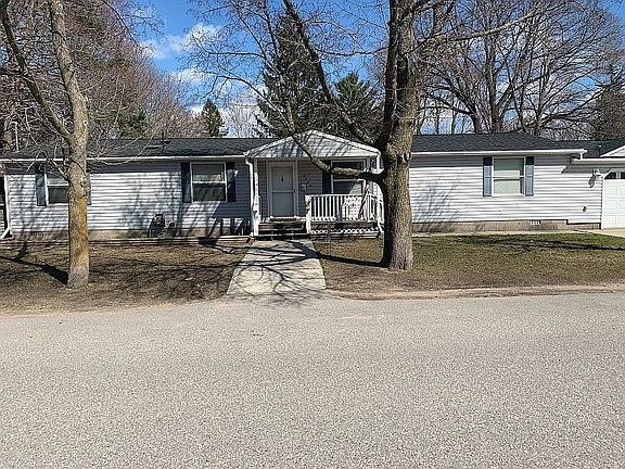 3rd image of 2364 Howard St