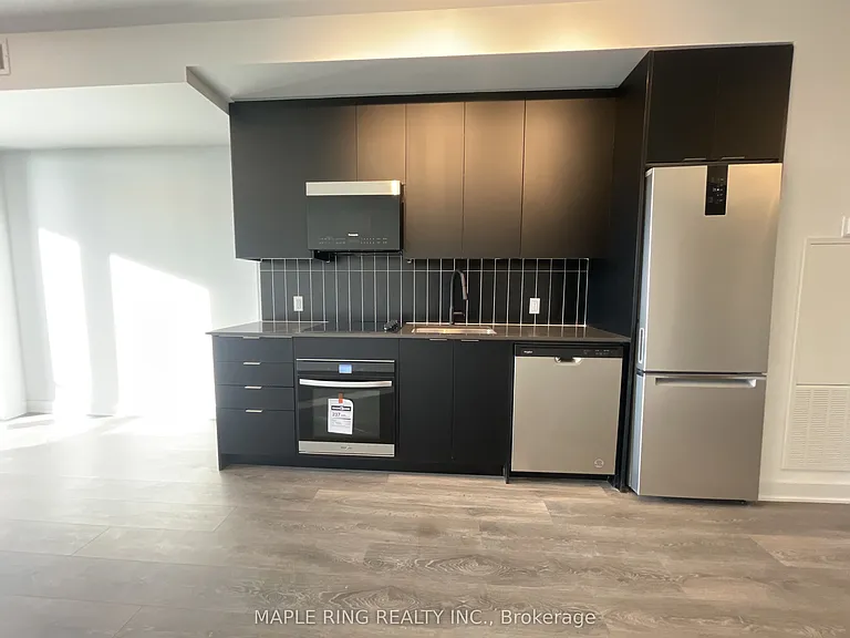 2920 Highway 7 Rd #913 — Photo 7