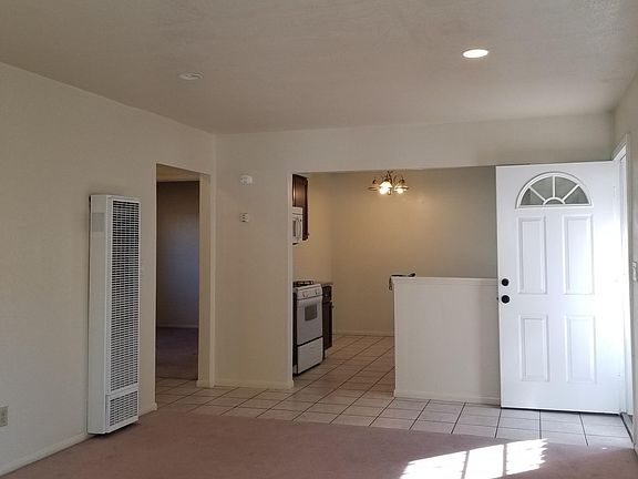4th image of 1145 Montauk Ln