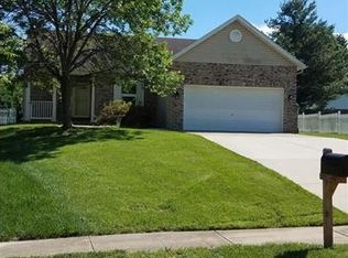 8 Dunlap Cove Ct N, Edwardsville, IL 62025