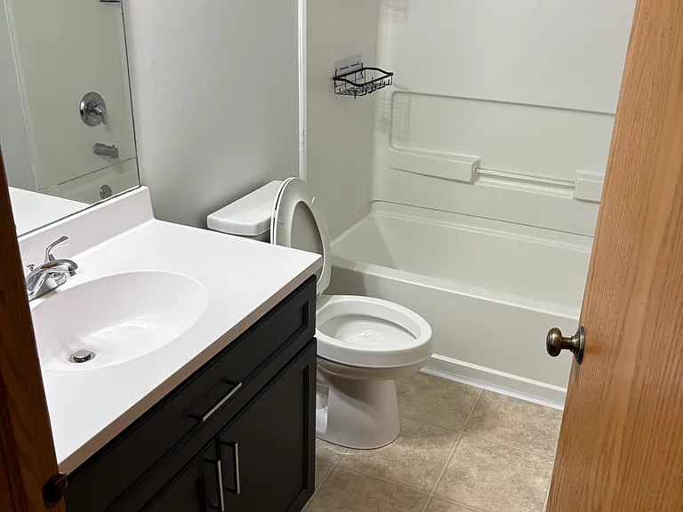 102 Louie Ln #B — Photo 13