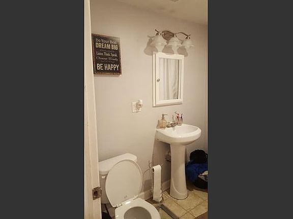 5th image of 2142 N Kilbourn Ave #1