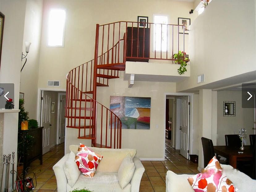 1st image of 1123 N Flores St APT 15