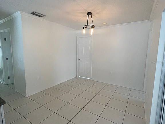 5th image of 3021 W Tampa Bay Blvd